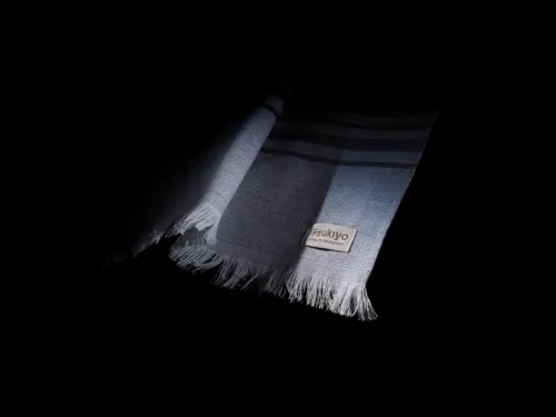 Ukiyo Yumiko AWARE™ hammam törölköző 100x180cm Kék 
