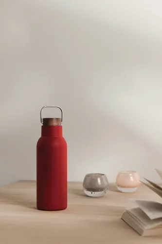 VINGA Ciro RCS újrahasznosított vákuumpalack, 580 ml Piros 