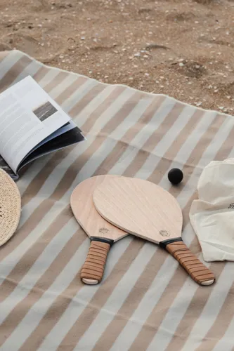 VINGA Colos strandtenisz játék Barna 