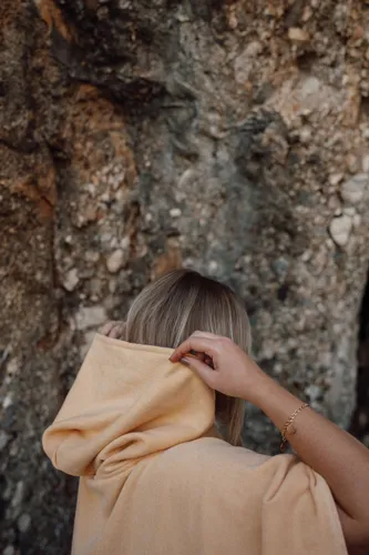 VINGA Tolo hamam frottír strand poncsó Sárga 