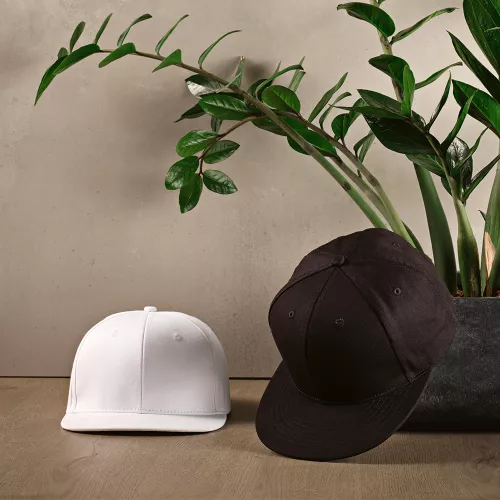 Cornell Cap Fekete 