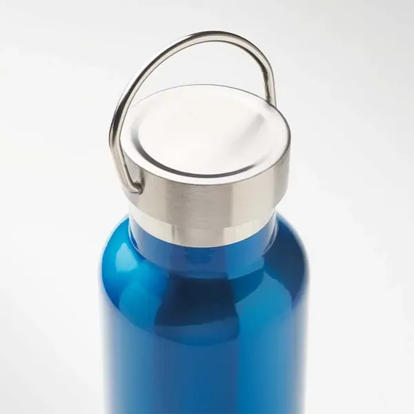 500 ml-es, egyedi Pantone színű, duplafalú rozsdamentes acél palack.  