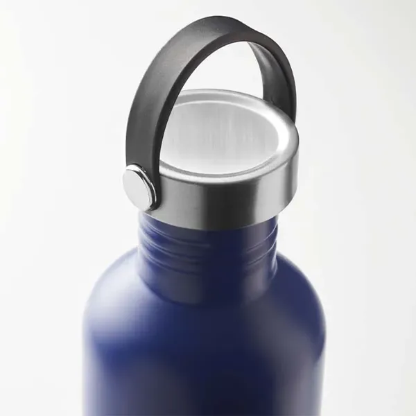 750 ml-es, egyedi Pantone színű, szimplafalú rozsdamentes acél palack.  