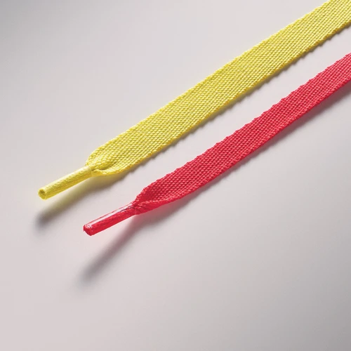 Pantone színű, twill szövésű poliészter cipőfűző  