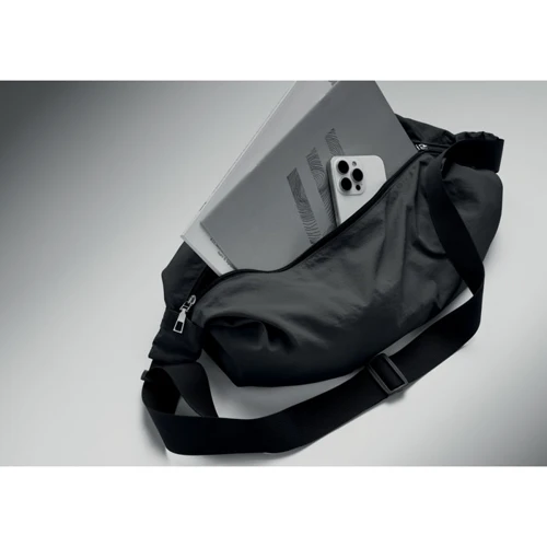 SLING Nylon keresztpántos táska Fekete 