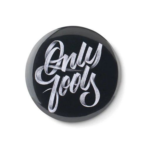 SMALL PIN Kis kitűző Matt Ezüst 