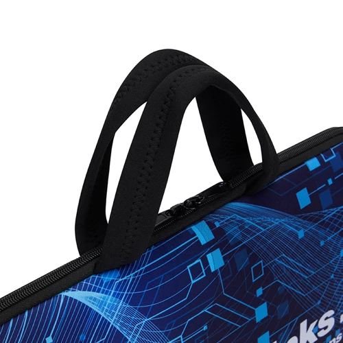 Szublimált neoprén laptoptok cipzárral és gurulós pánttal.  