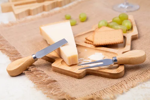 Karácsonyi sajtkés szett Jarlsberg Barna 