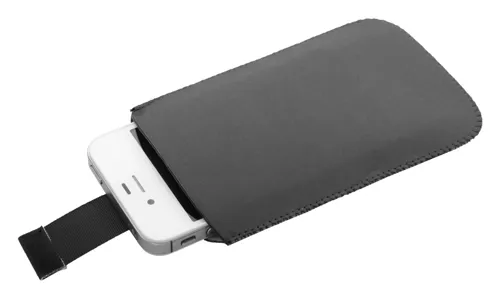 Mobiltelefon tok Momo Fekete 
