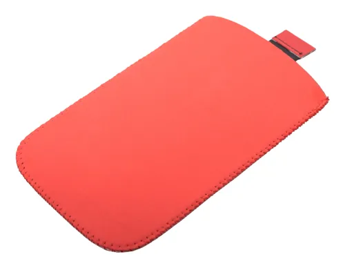Mobiltelefon tok Momo Piros 