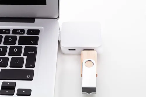 RABS USB hub Rahubu Fehér 