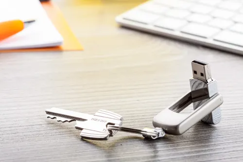 USB memória Hikiki Szürke 