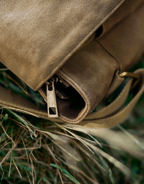 Heritage Waxed Canvas Messenger  