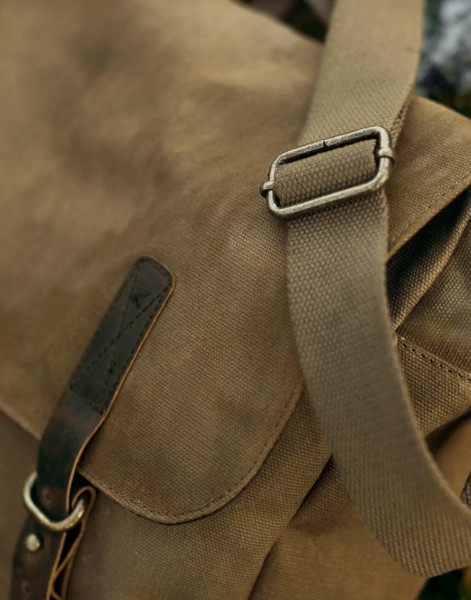 Heritage Waxed Canvas Messenger  