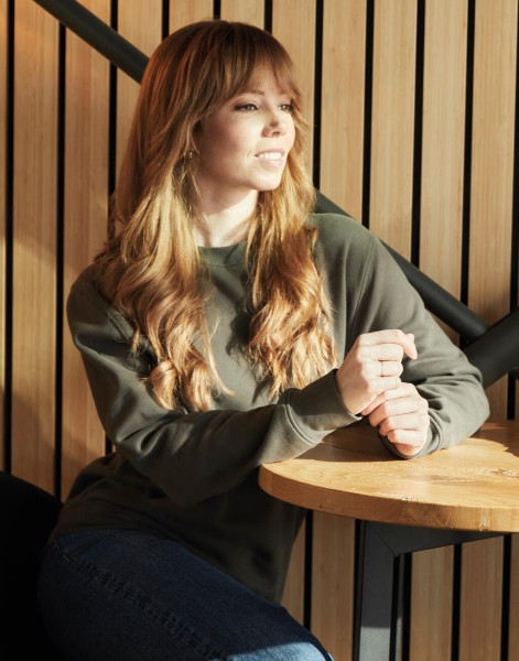 Signature Tagless Crew Neck Sweatshirt Unisex  