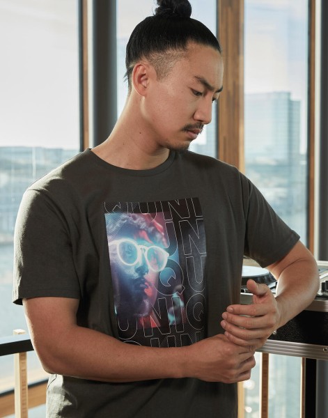 Signature Tagless Tee Men  