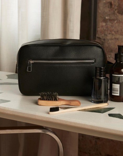 Tailored Luxe Wash Bag  