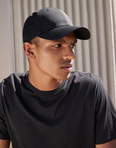 Technical Mesh Trucker  