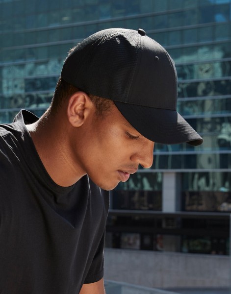 Technical Mesh Trucker  