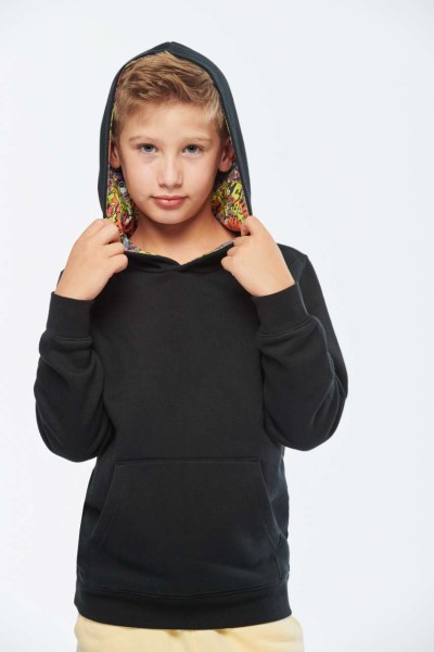 UNISEX KIDS CONTRAST PATTERNED HOODED SWEATSHIRT Fekete 
